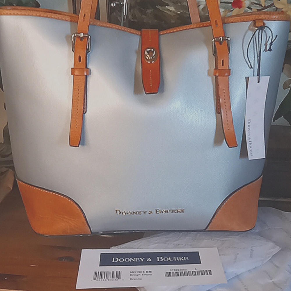Dooney & Bourke Women’s White and Tan Leather Tote - Picture 2 of 16